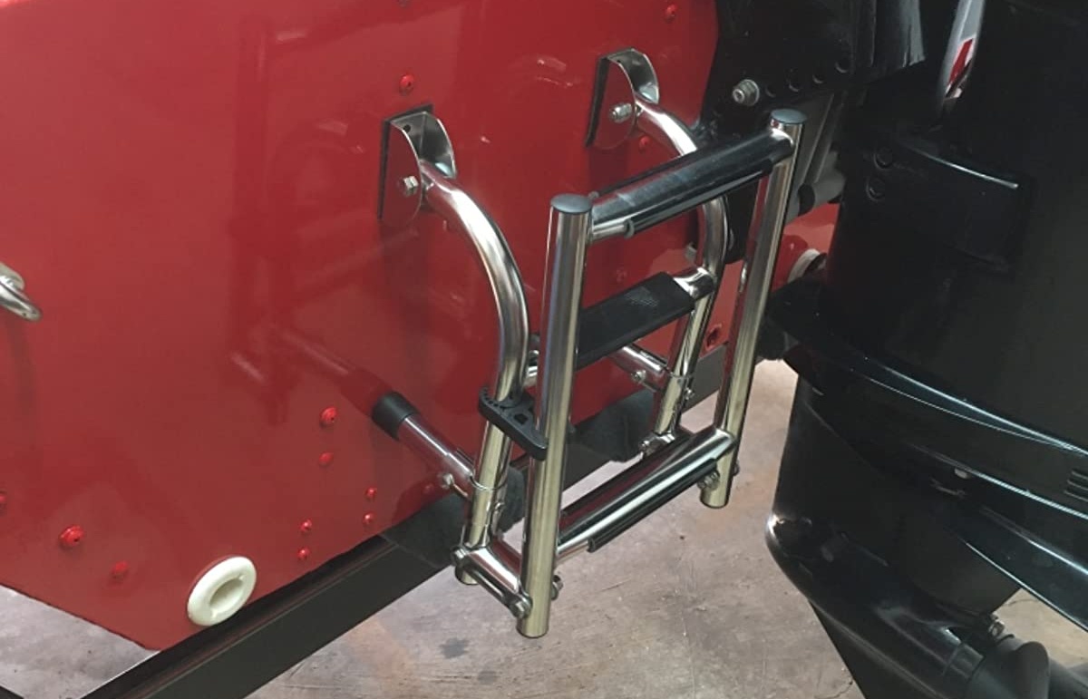 Skládací nástupní žebřík