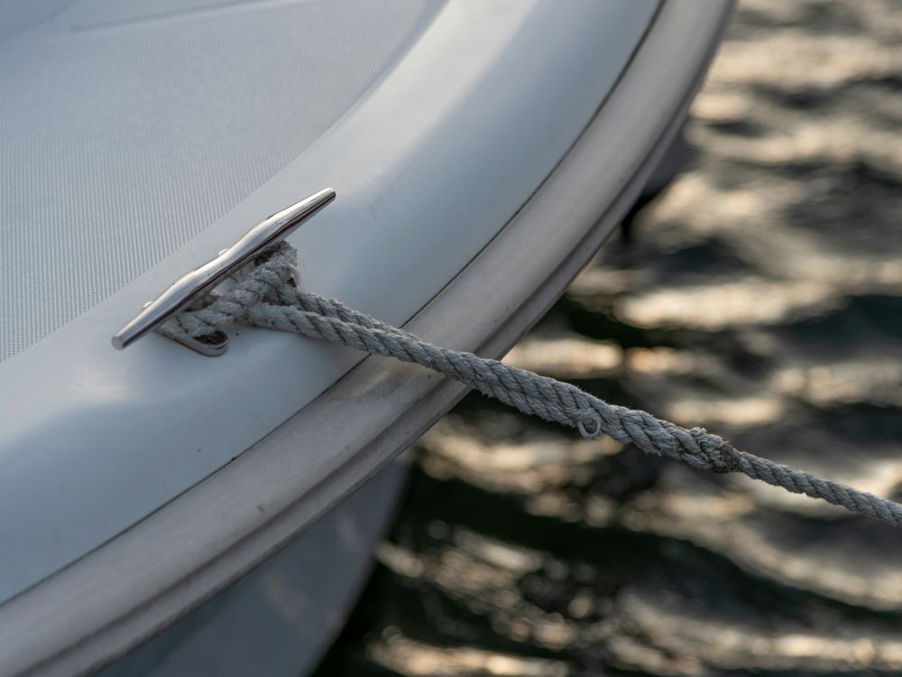 ENGINEER TALKS Ep.07: 316 Marine Hardware Odolnost: Přesné lití, elektrolytické leštění a instalace